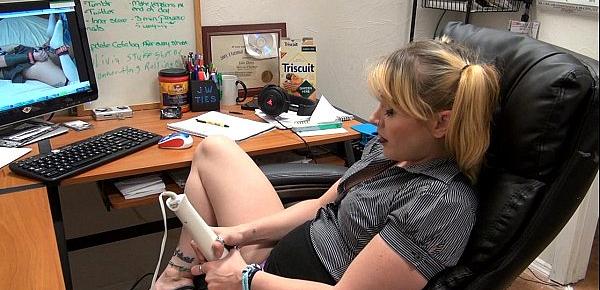  A Lay At Work xvideos HD